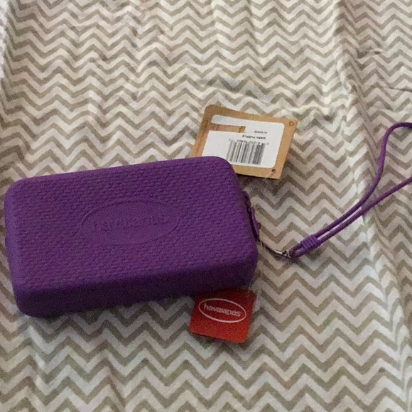 havaianas rubber bag